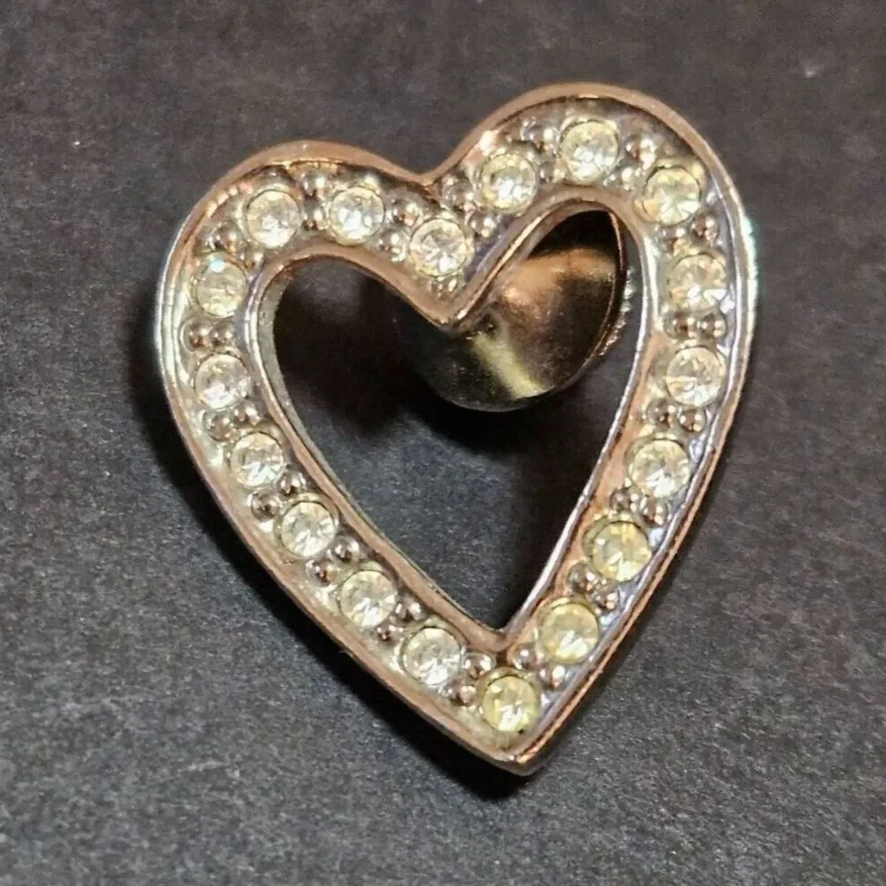 Avon pretty silver